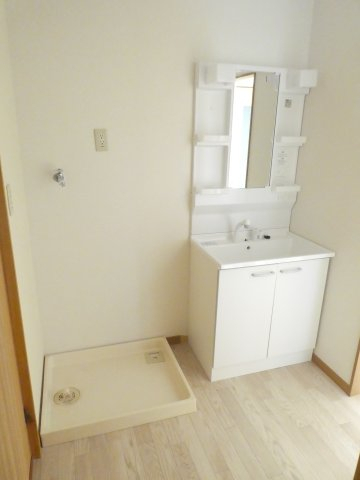洗面設備　同間取り別部屋写真です。