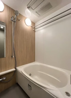 バス・シャワールーム　※別部屋の参考写真です。