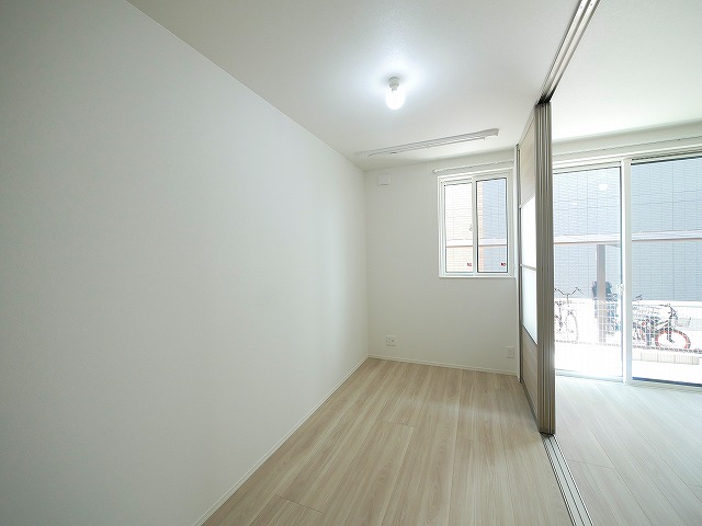 その他部屋・スペース　使い勝手のいい寝室です