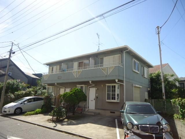 建物外観　☆☆買い物便利な立地！都市ガス！収納充実☆☆