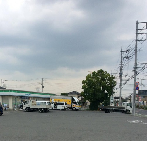 コンビニ　ファミリーマート一本松駅北店（コンビニ）まで492m