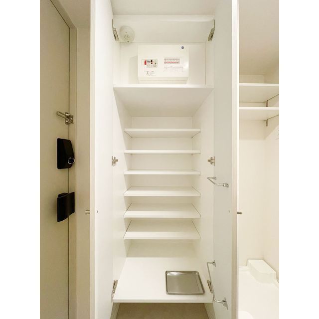 その他設備　同タイプ別部屋の写真となります・面材床材の色が相違しておりま