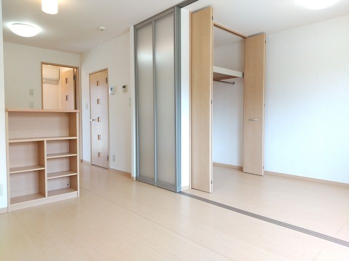 居室・リビング　同タイプ別部屋の写真です