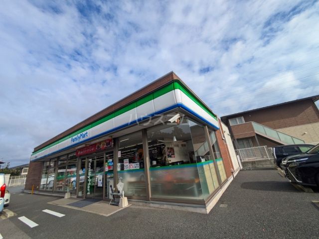 コンビニ　ファミリーマート 稲毛園生町南店（コンビニ）まで381m