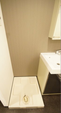 その他　防水パン付室内洗濯機置場