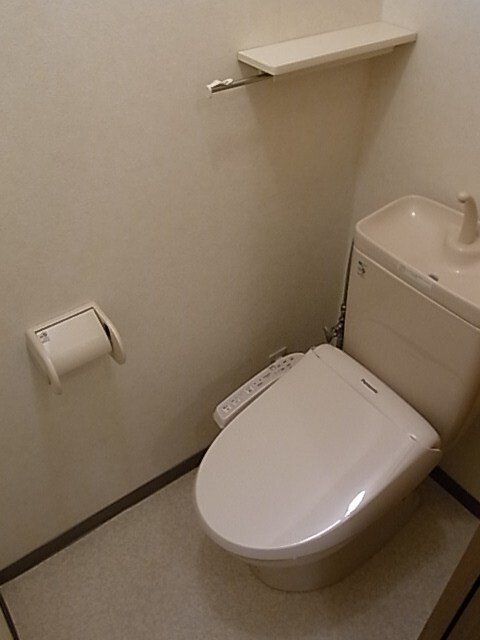 トイレ　トイレ