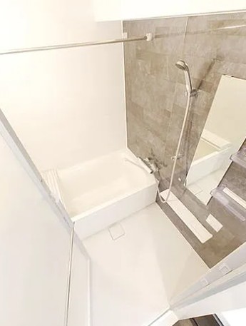 バス・シャワールーム　きれいなお風呂です