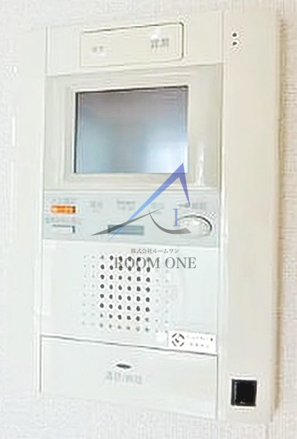 セキュリティ　モニター付きインターホンです。
