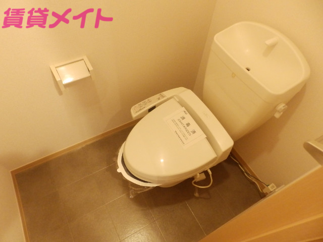 クレストIのトイレ写真