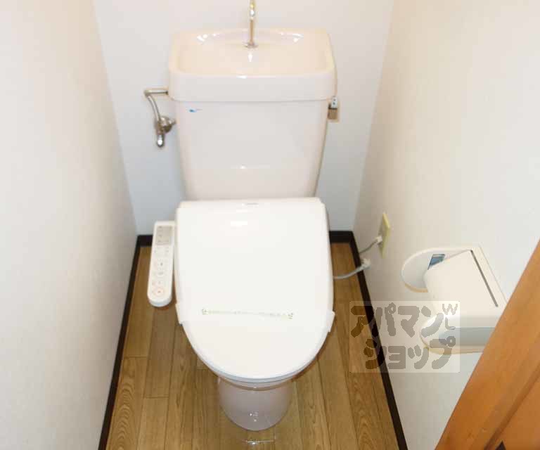 ロイヤルティみののトイレ写真