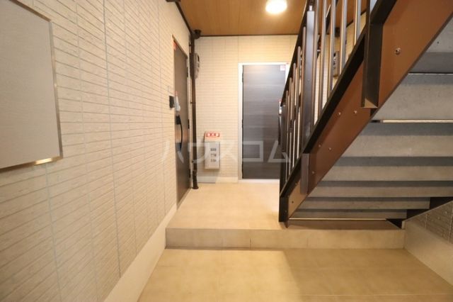 アヴァンスコート壱番館の外観写真