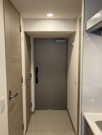玄関　参考写真：別部屋タイプ