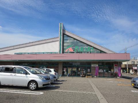 スーパー　Aコープ富奥店（スーパー）まで774m