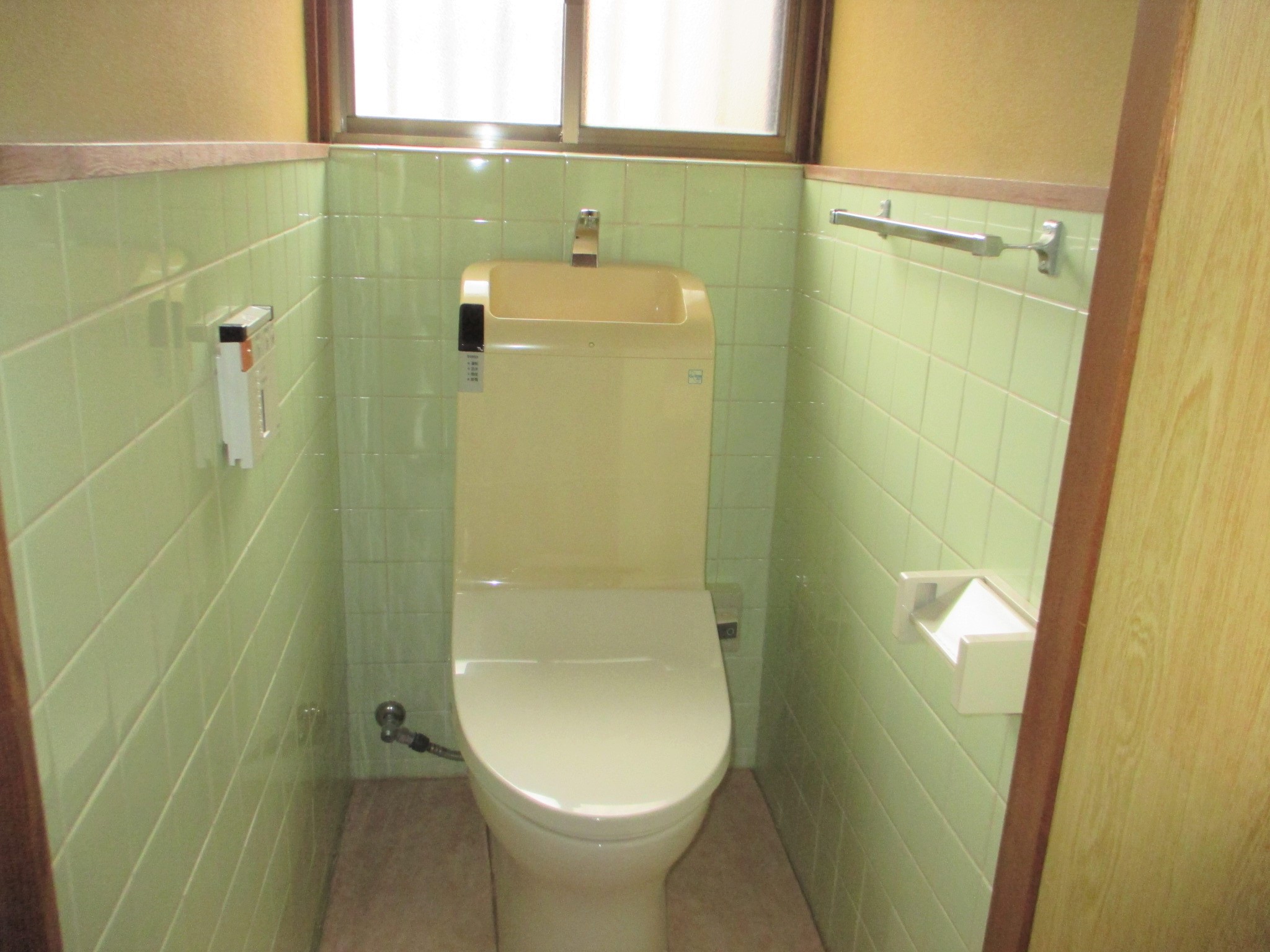 草江1丁目貸家のトイレ写真