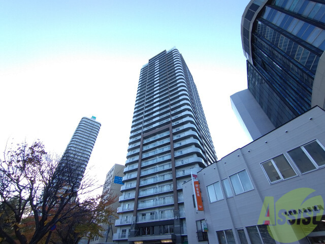 建物外観　札幌市中央区南８条西「ティアラタワー中島倶楽部」