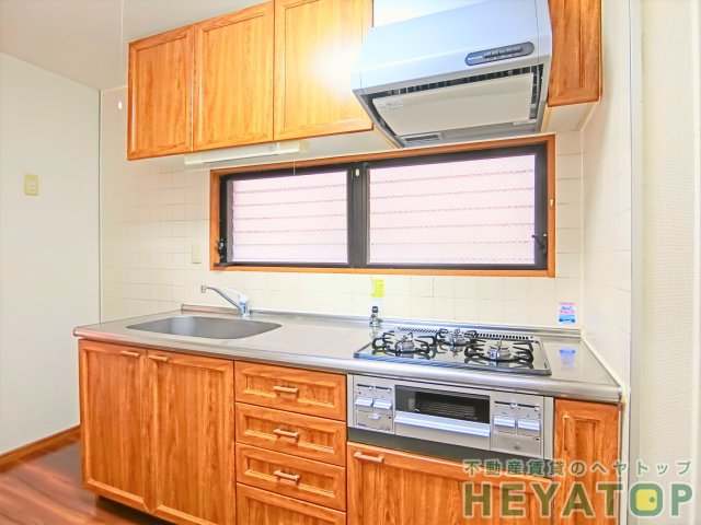 キッチン　毎日のお料理が楽しくなるシステムキッチン完備