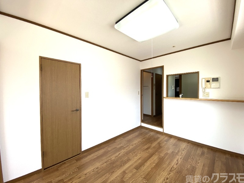 居室・リビング　広々リビングです！