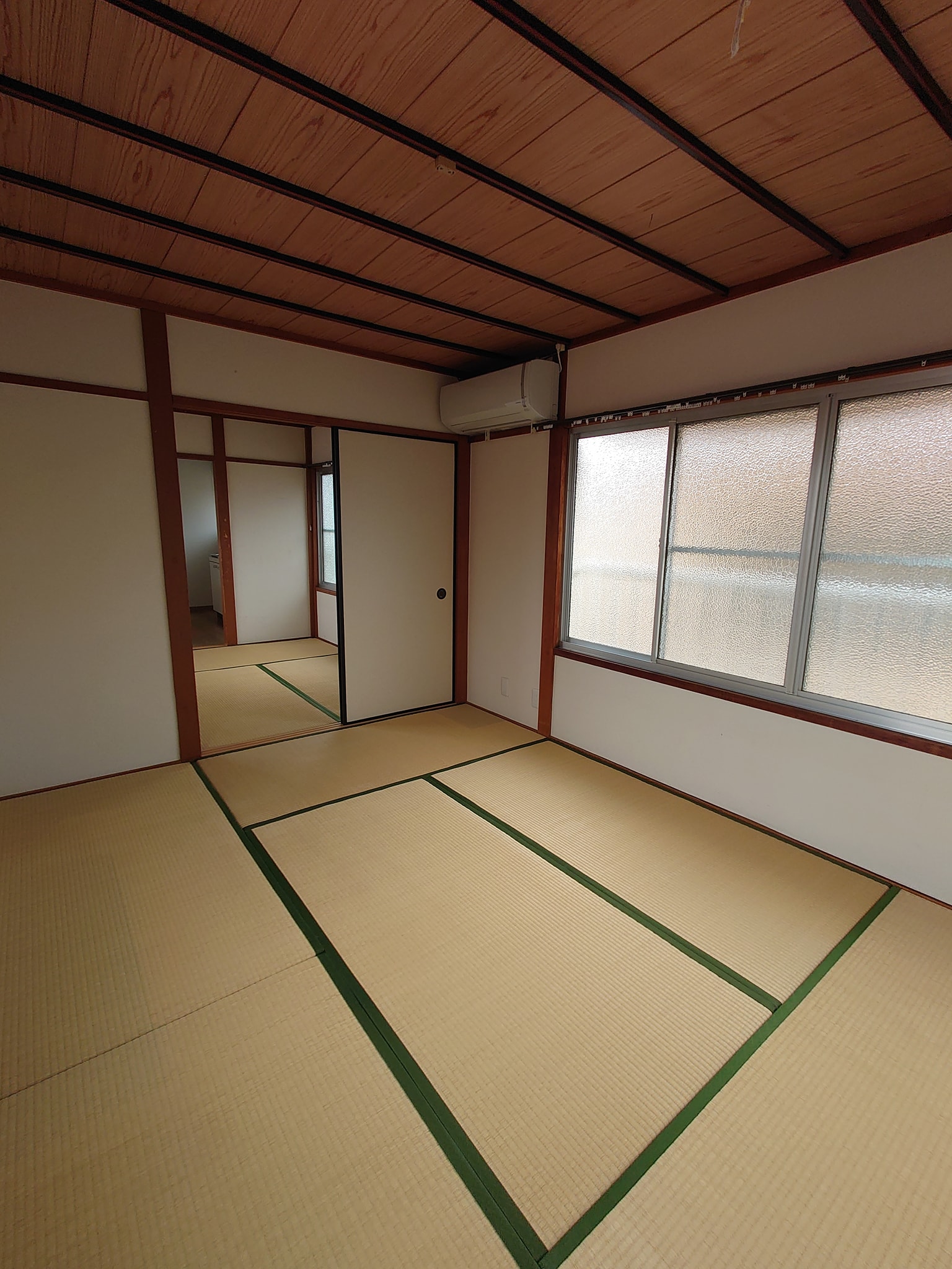 溝前町貸家3Fの居間写真