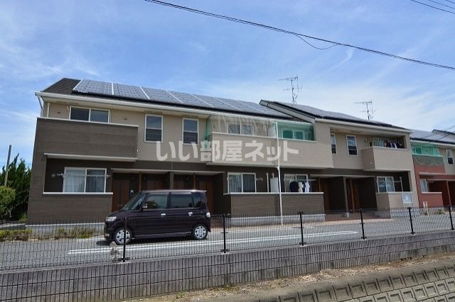 宇城市小川町北新田のアパートの建物外観