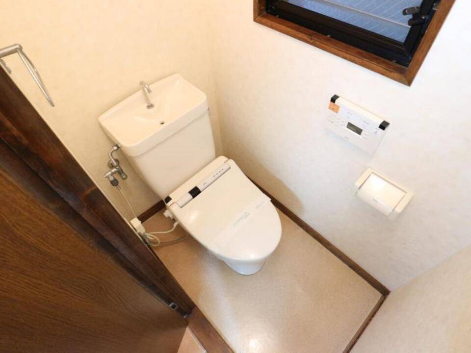 トイレ　トイレ