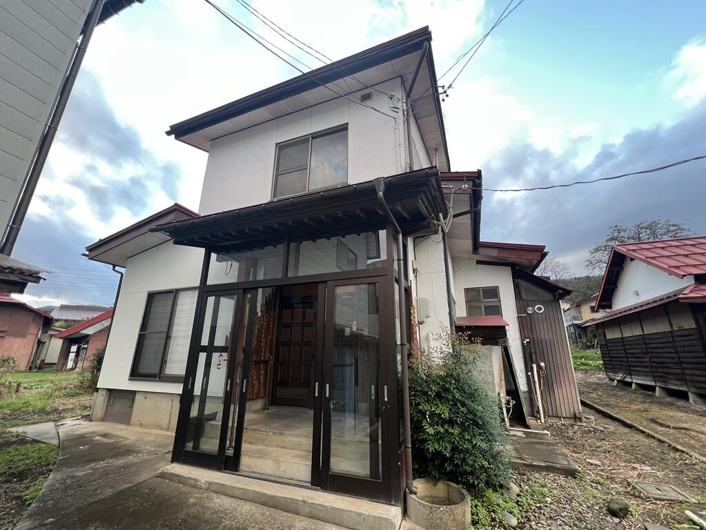 Ｍａｅｚｉｎ飯山奈良沢貸住宅の建物外観