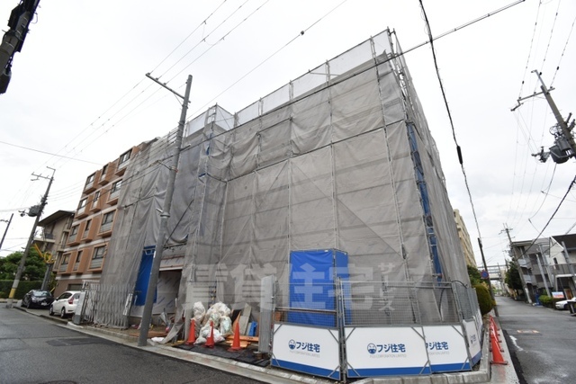 フジパレス東園田公園の建物外観