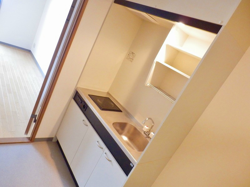 キッチン　電気コンロ１口付