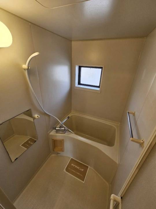 バス・シャワールーム　浴室