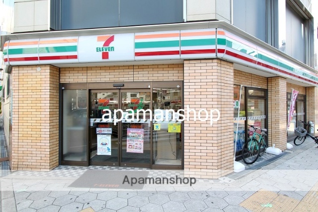 コンビニ　セブンイレブン（コンビニ）まで120m