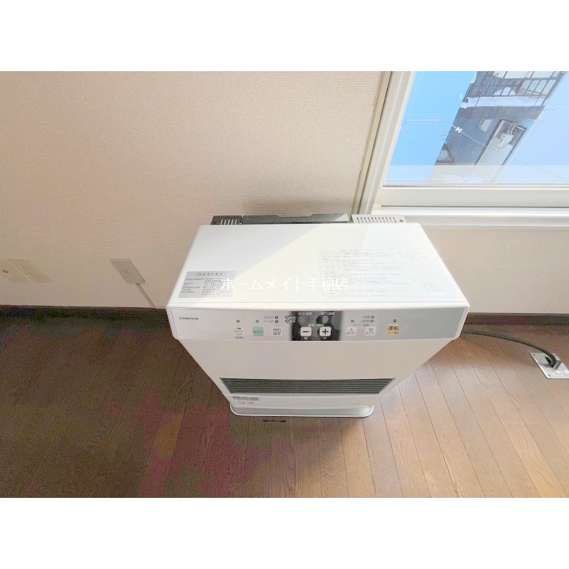 その他設備　灯油ストーブ付きです！