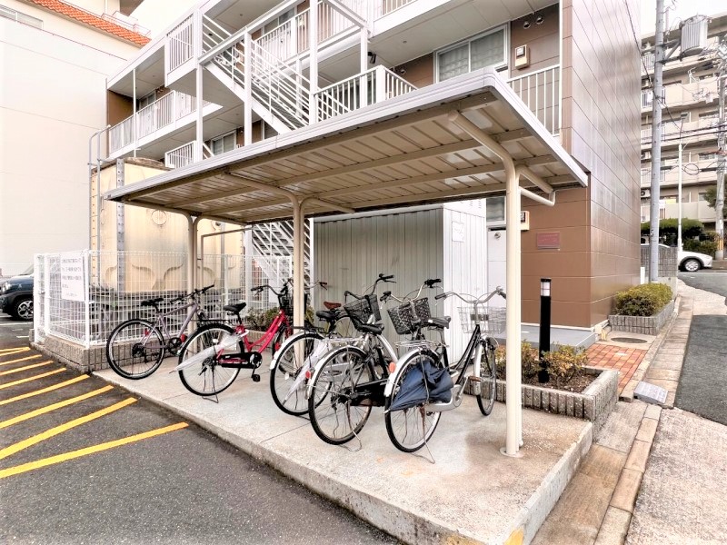 その他　駐輪スペースです。