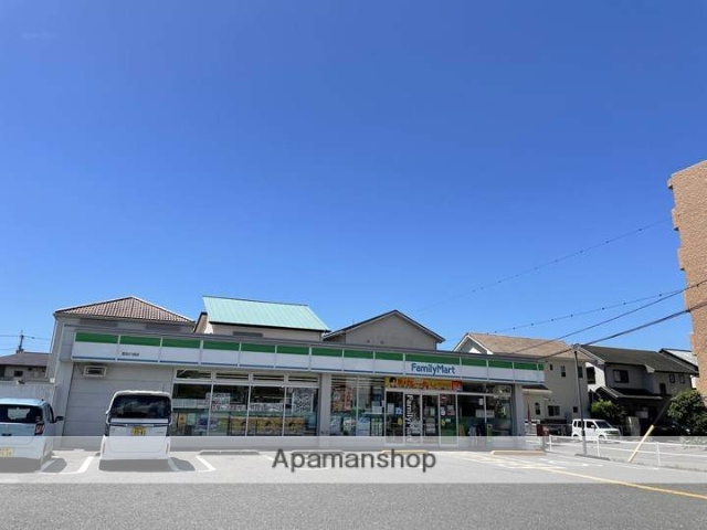 コンビニ　ファミリーマート高知介良店（コンビニ）まで430m