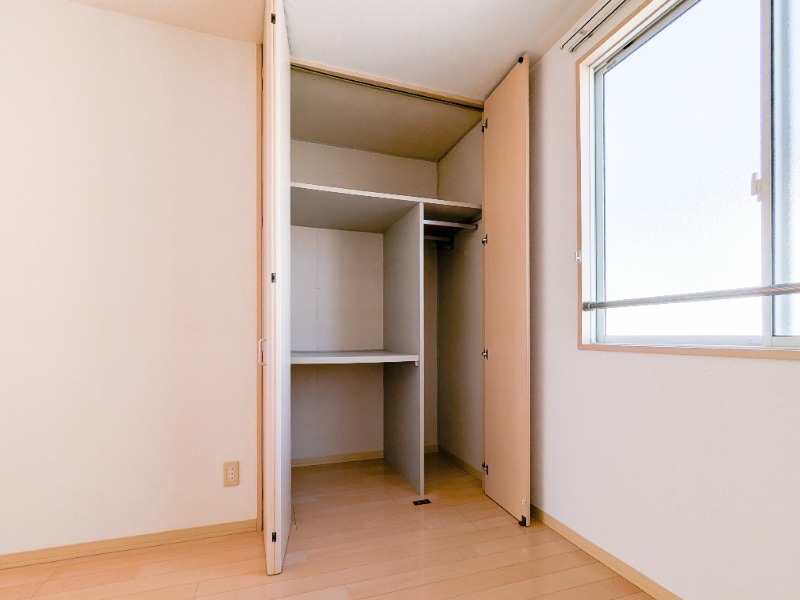 収納　図面と現状に相違がある場合には現状を優先