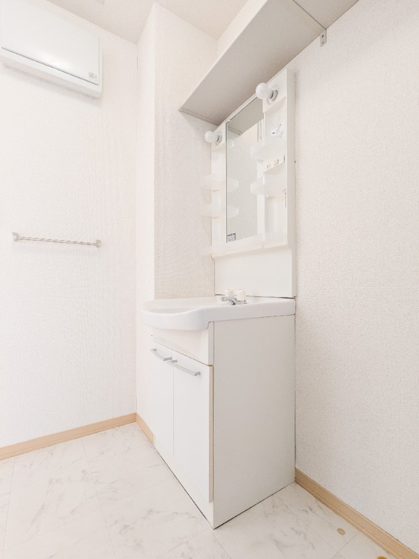 洗面設備　図面と現状に相違がある場合には現状を優先