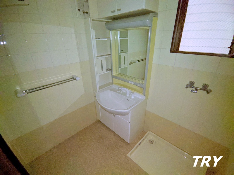 洗面設備　洗面所は２カ所あり