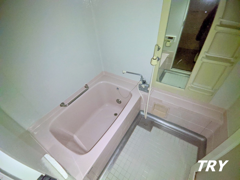 バス・シャワールーム　追い焚き可