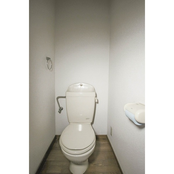 トイレ　同じ建物の別のお部屋