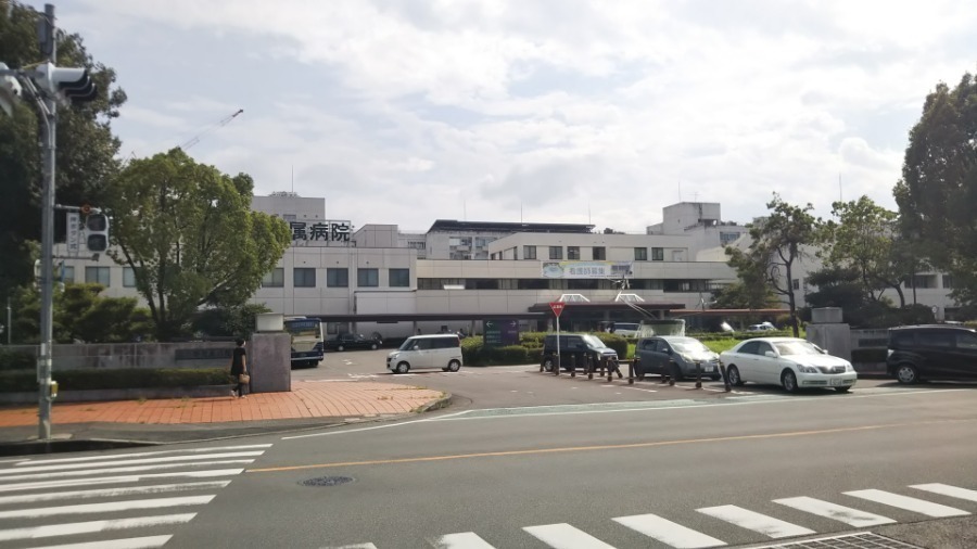 病院　国立大学法人山梨大学医学部付属病院（病院）まで1155m