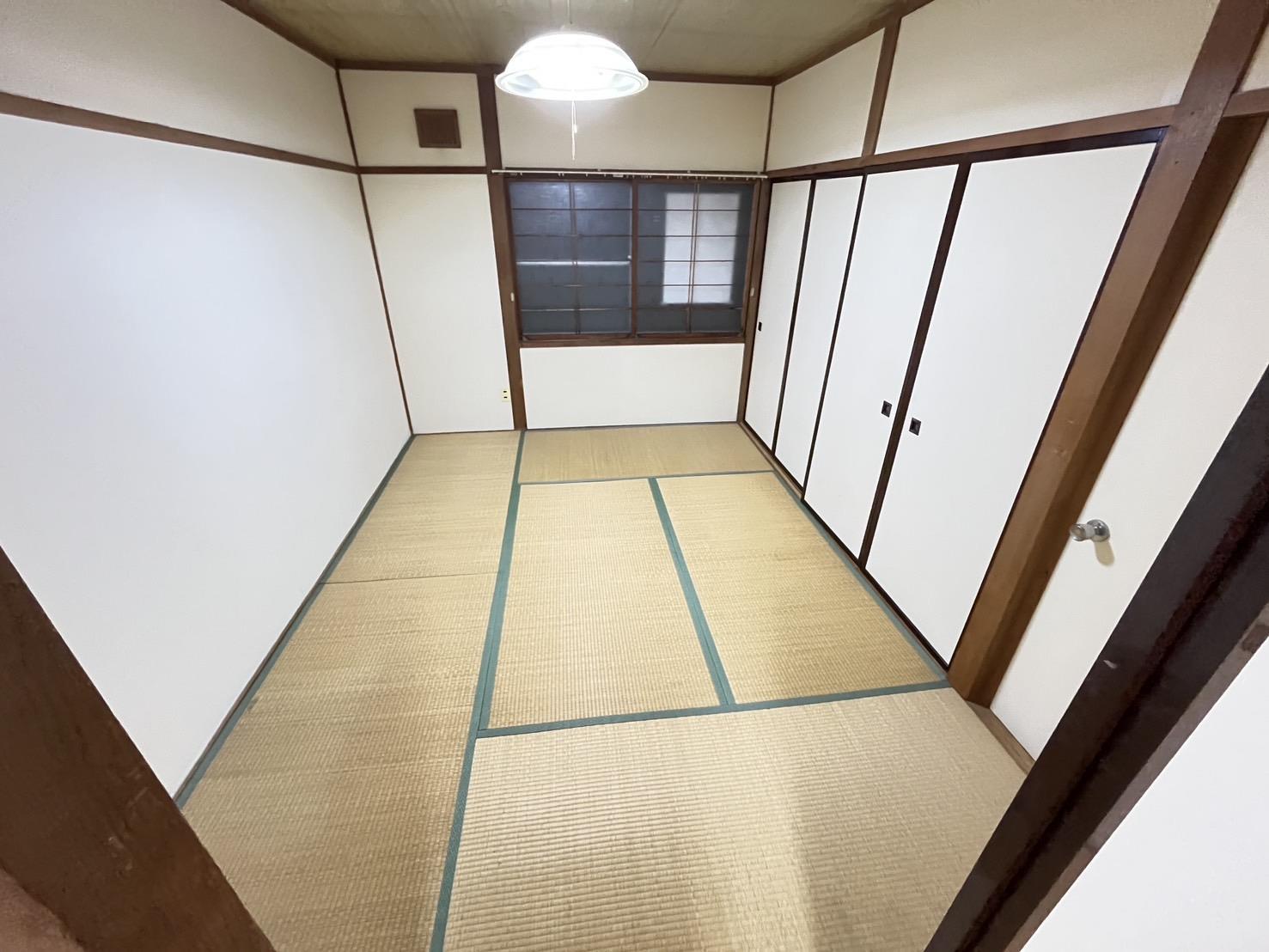 サテライトの内装写真