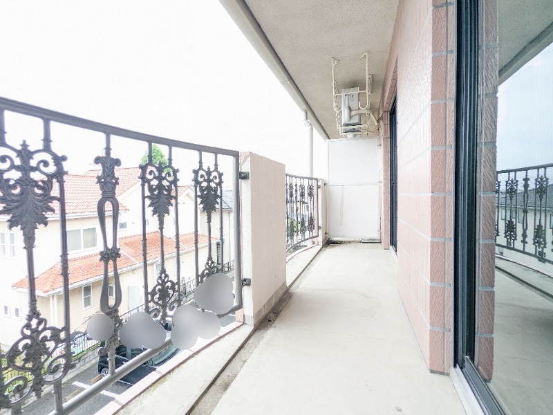 バルコニー　図面と現状に相違がある場合には現状を優先