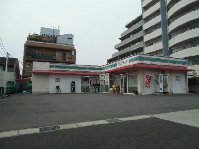 コンビニ　ローソンストア１００（コンビニ）まで167m