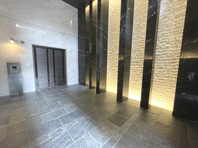 エントランス　詳細は、RISUMO江坂本店→06-6155-7137まで♪