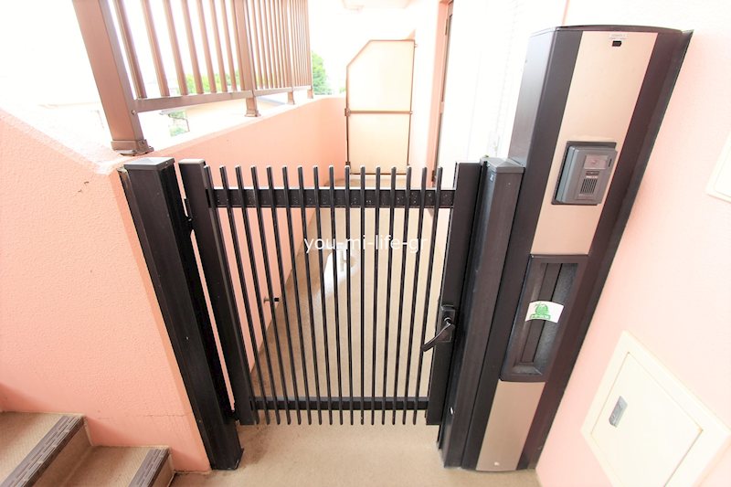 玄関　玄関ポーチ