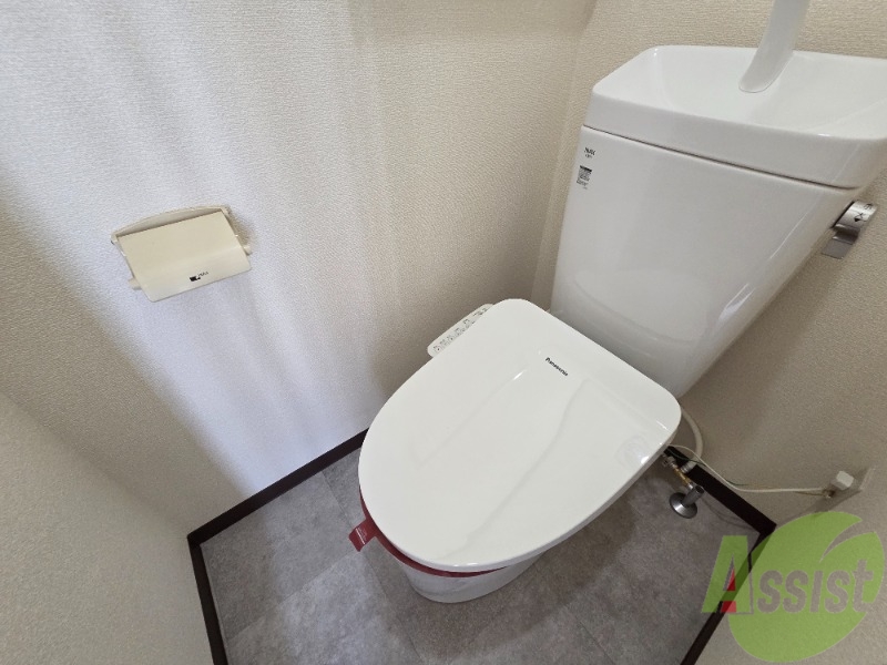 トイレ　毎日使うトイレですがとても綺麗な状態でしたよ。