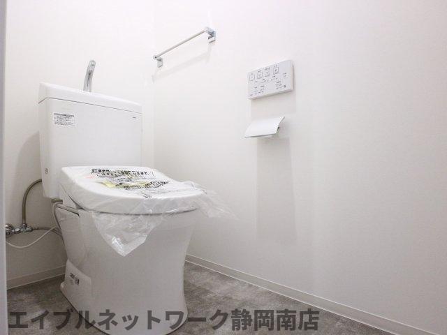 トイレ　トイレもきれいです