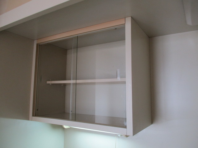 収納　キッチン上の収納です