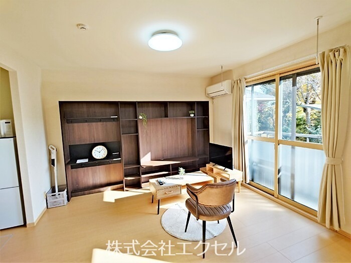 居室・リビング　明るい室内です。