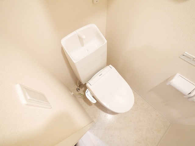 トイレ　ゆったりとした空間のトイレです