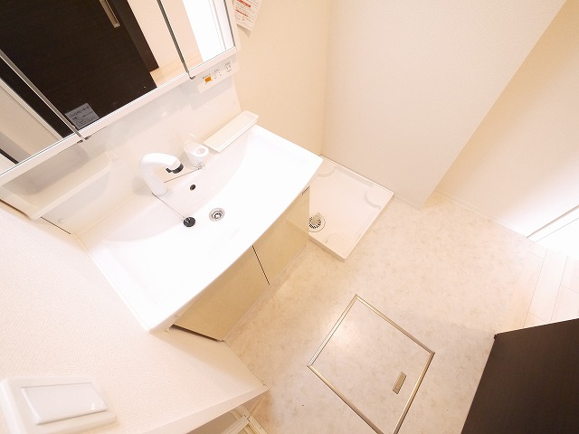 洗面設備　広い洗面スペース