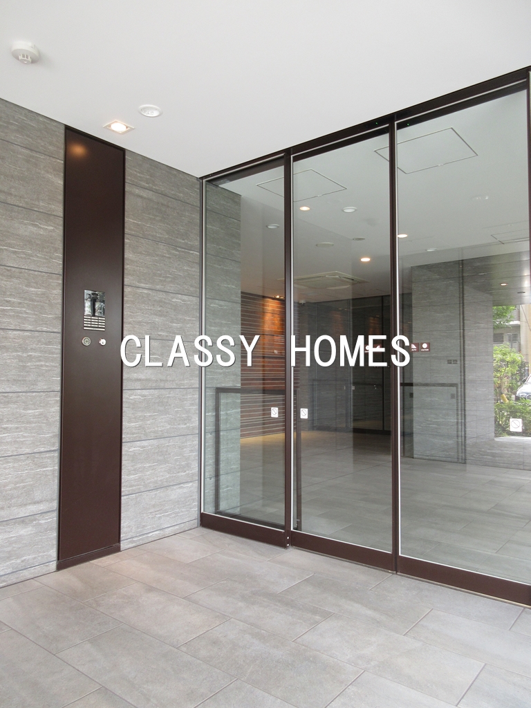 エントランス　2023年竣工　ジオ八潮イーストレジデンス：エントランス